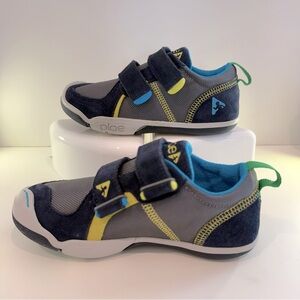 PLAE Ty Kids Shoe, Blue. US Little Kid Size 11 / EU Size 28